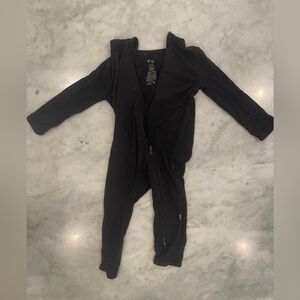 Kyte BABY Dark Zip-Up Onesie